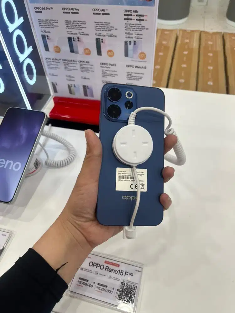 Oppo reno 15f cashbcak up to 200k dan juga dapatkan promo indosat600gb