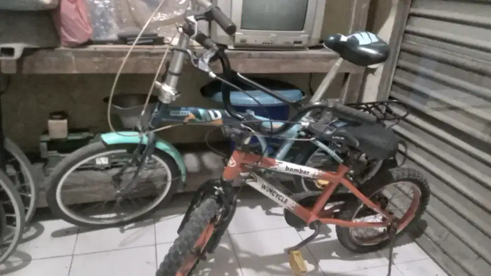 Speda anak dan dewasa