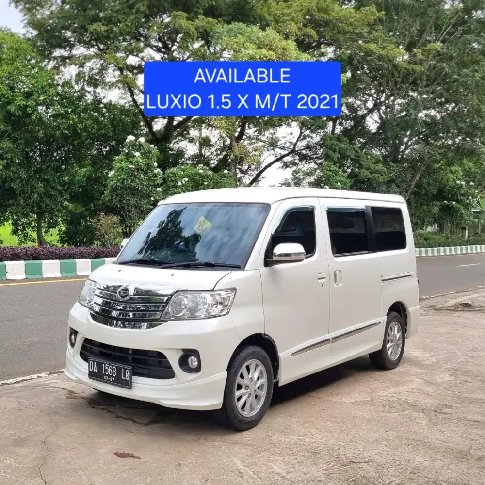 Daihatsu Luxio 1.5 X M/T 2021