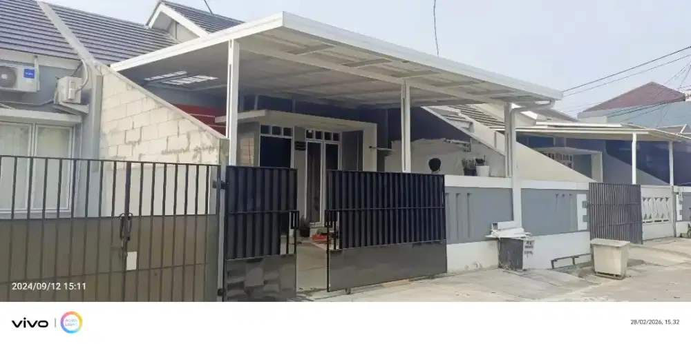 Kanopi baja ringan dan garasi