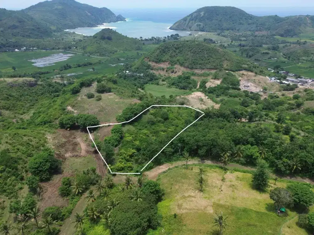 tanah murah dekat pantai Mawun Lombok. Cocok untuk villa atau kavlingan
