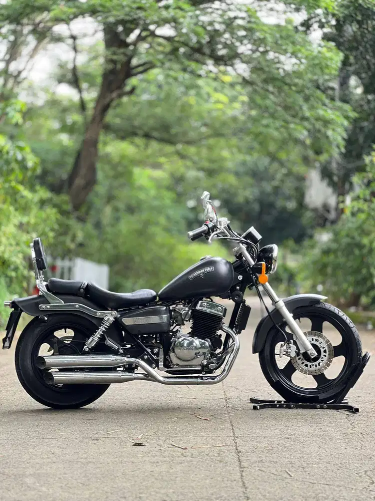 BENELLI PATAGONIAN EAGLE 250 KARBU 2019 HITAM KM 8K PAJAK ON MULUS