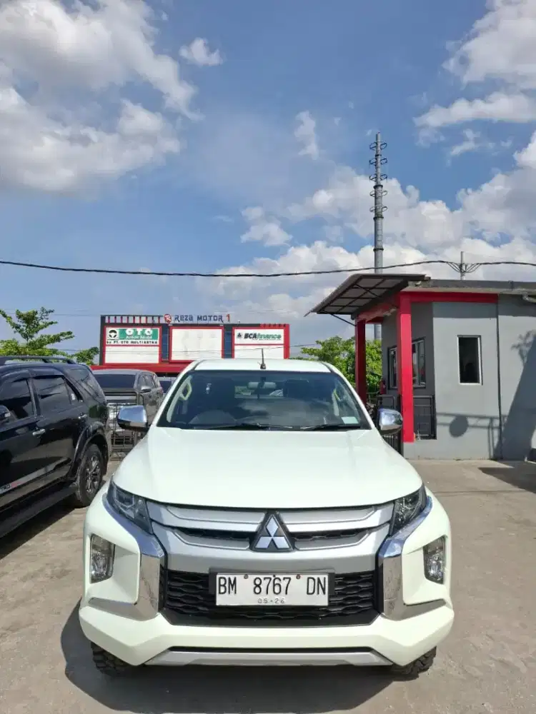 Triton 2021 GLS manual. Km 120rb atas nama pribadi