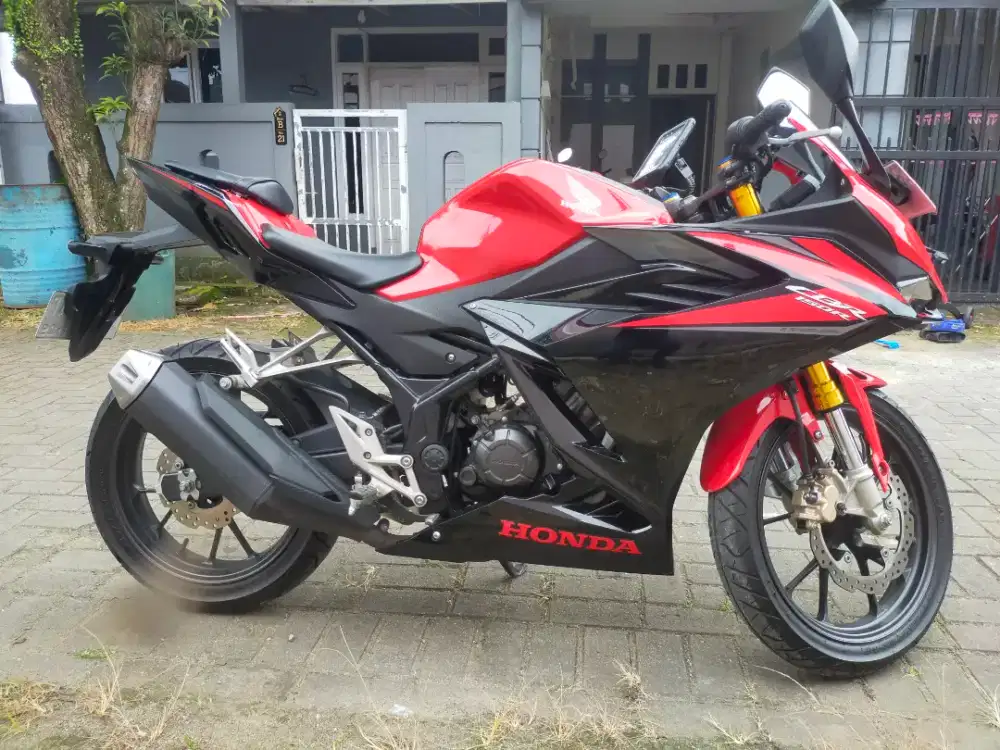 HONDA CBR 150 – KM 8RB AN! ISTIMEWA, SIAP PAKAI