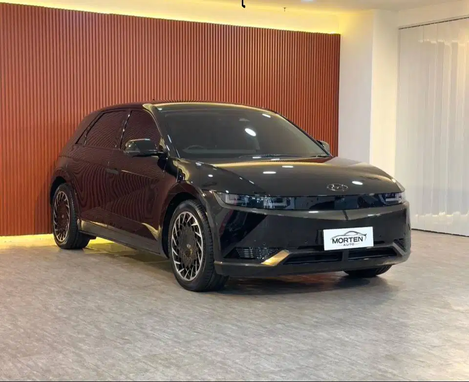 [ KM 39rb ] Hyundai Ioniq 5 Signature Long Range 2023, Hitam