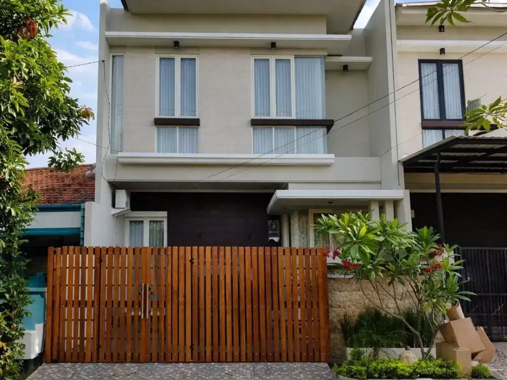 Dijual rumah minimalis rungkut asri barat