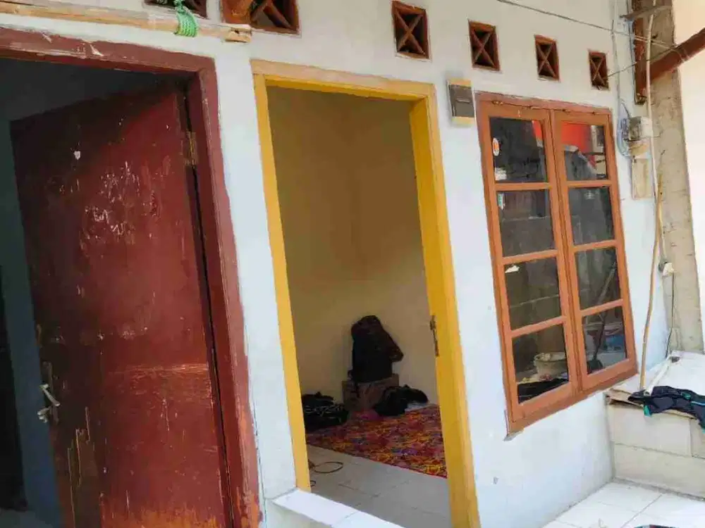 DiJual Rumah Kontrakan 2 Pintu dkt dr Ragunan
