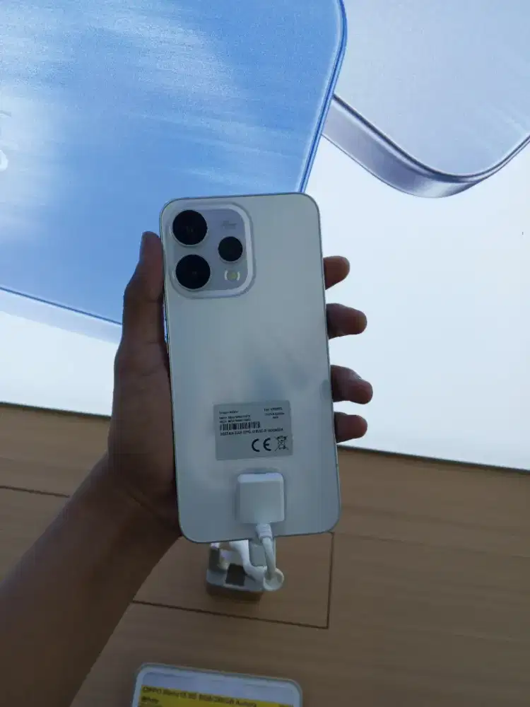 OPPO RENO 15 5G 8+8/256 GB