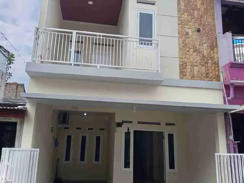 Di Jual Cepat Rumah 2 lt seperti baru di kranggan permai