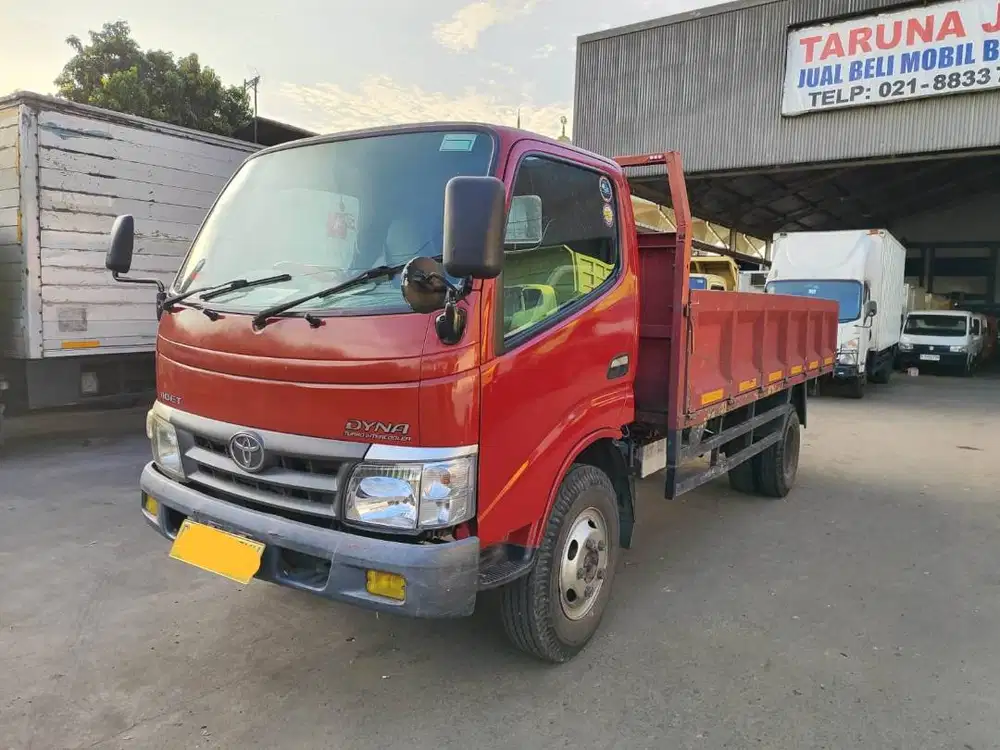 Toyota Dyna 110ET 6 Roda Bak 3 Way Tahun 2012