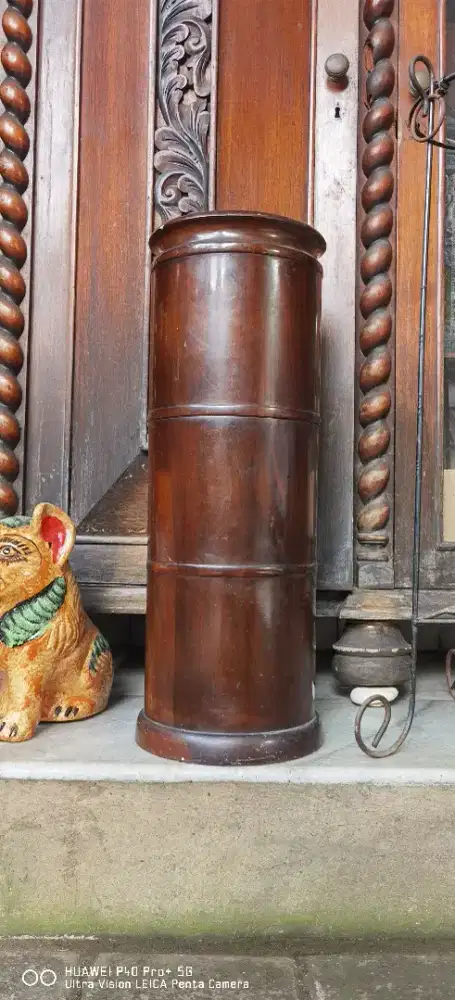 Tempat Payung dari Kayu Jati Kuat Keras Utuh