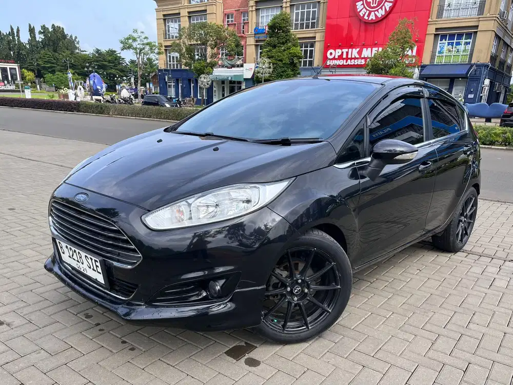 Ford Fiesta 1.5 S AT 2014 Bensin