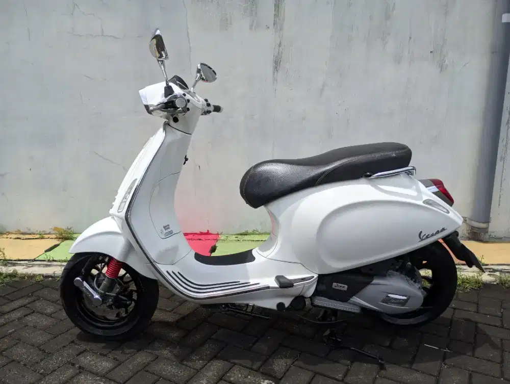Vespa Sprint 2020 Putih Kn20Rban G Batang