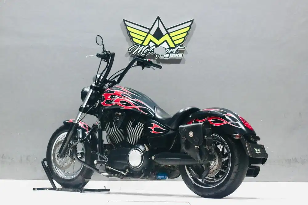 Victory vegas High- ball 1750 sportster 48 ultra classic triumph