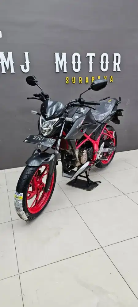 MULUS//HONDA CB150R SE//TAHUN 2016
