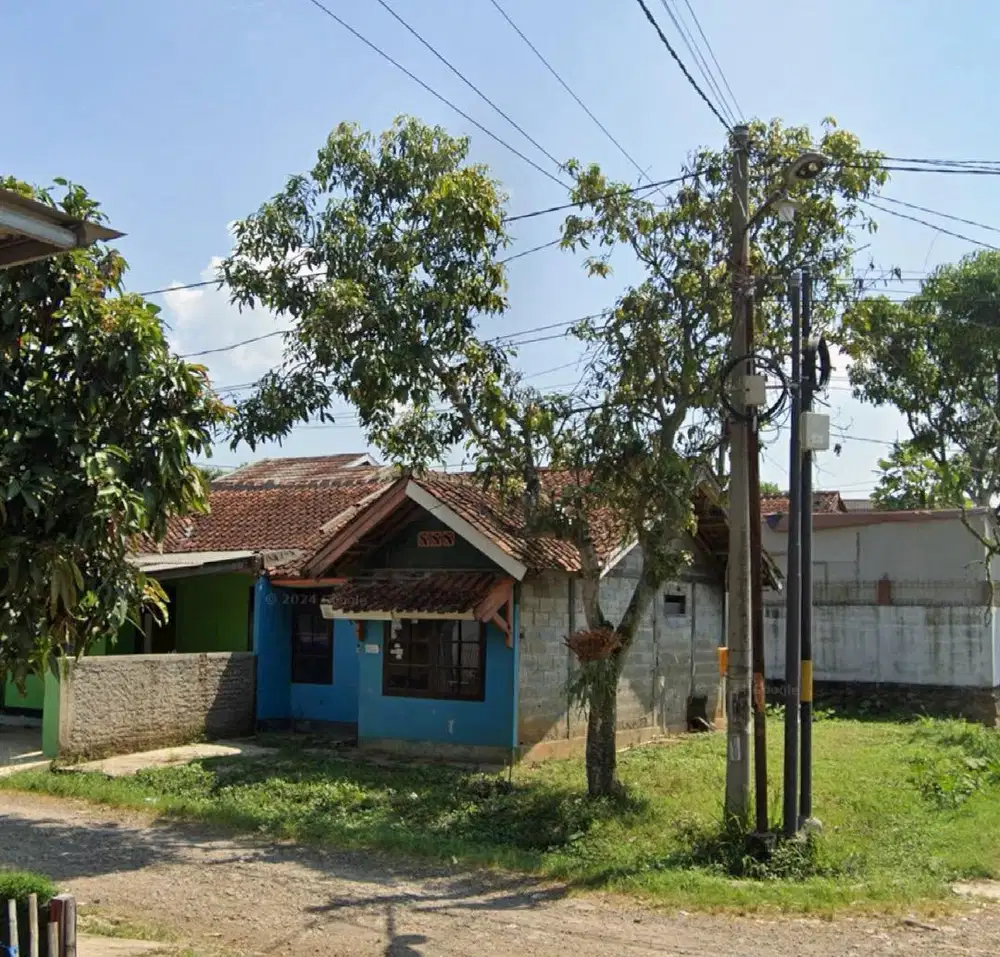 Di jual rumah posisi hook (luas tanah 138m2)