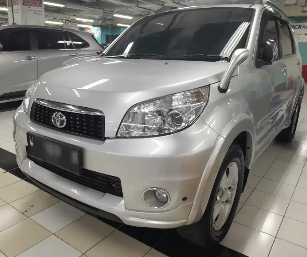 Toyota Rush S Silver 2012 Manual