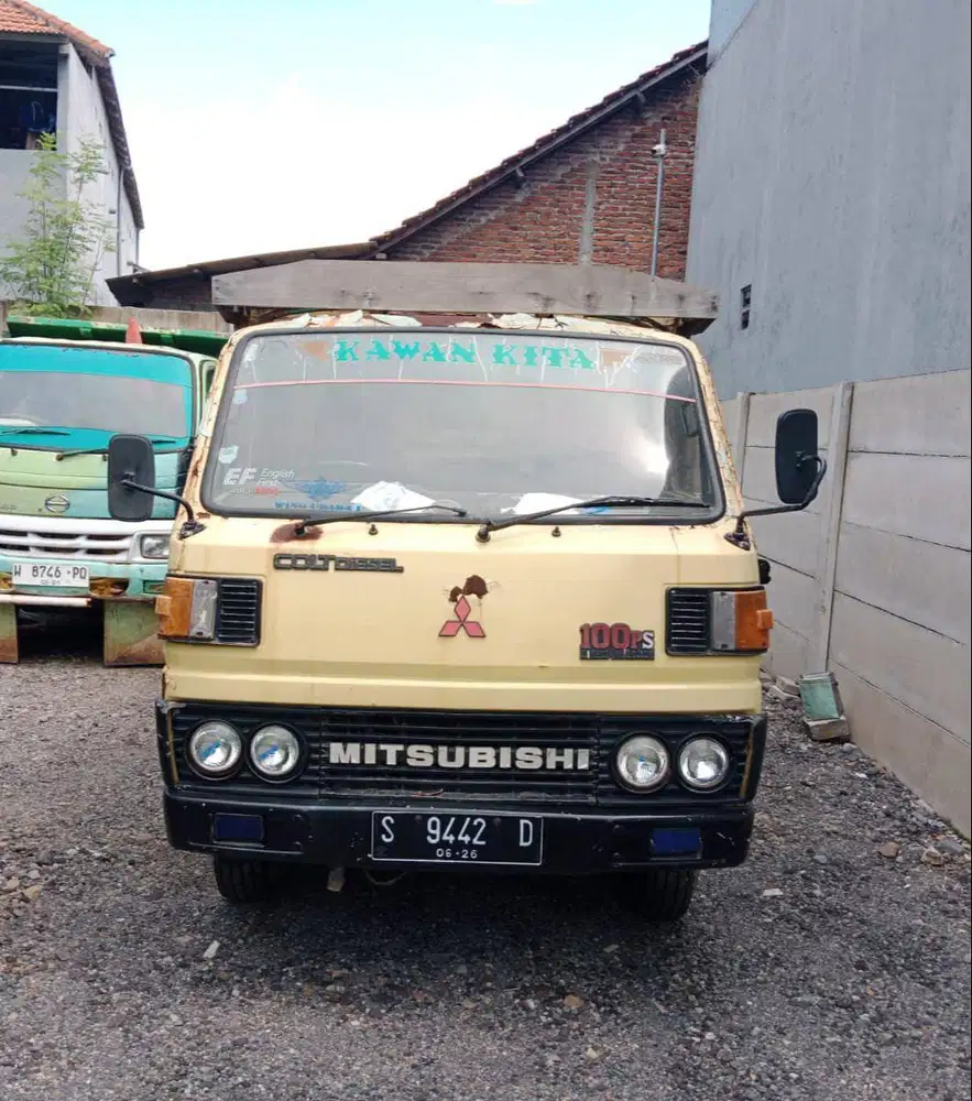 TRUK ENGKEL KATO 35000