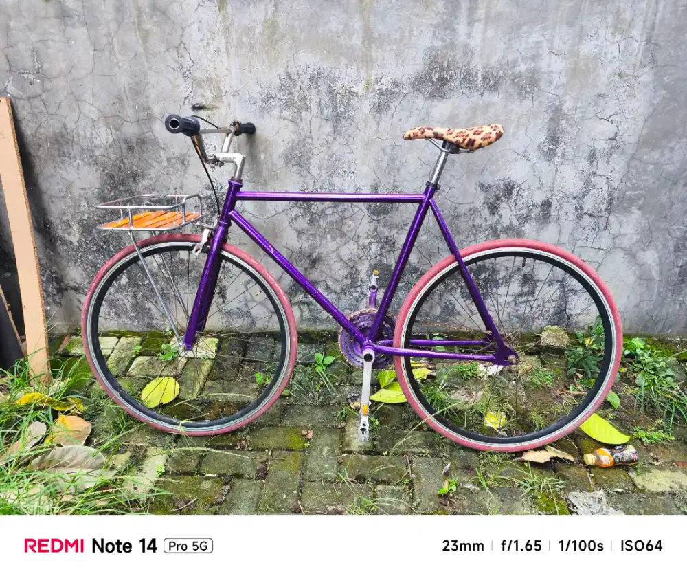 Sepeda fixi bekas pemakaian
