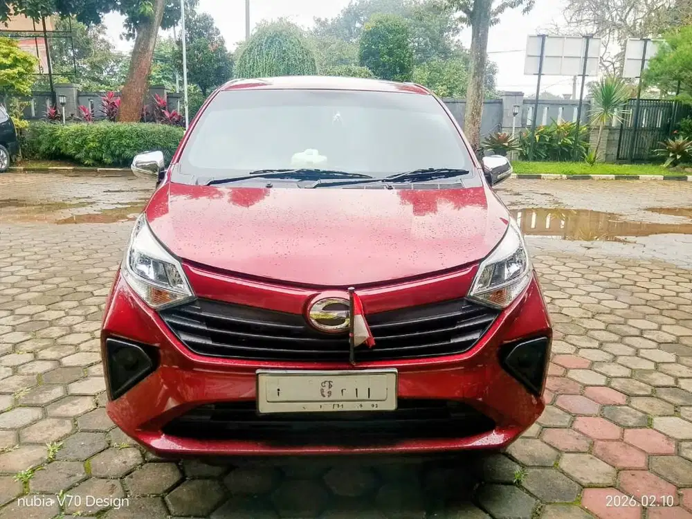 OVER KREDIT 35 JUTA DAIHATSU SIGRA MERAH MAROON