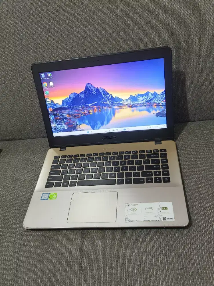 Laptop Gaming Asus ViVobook X442UR core i5 gen8  8/SSD 512 VGA 2gb