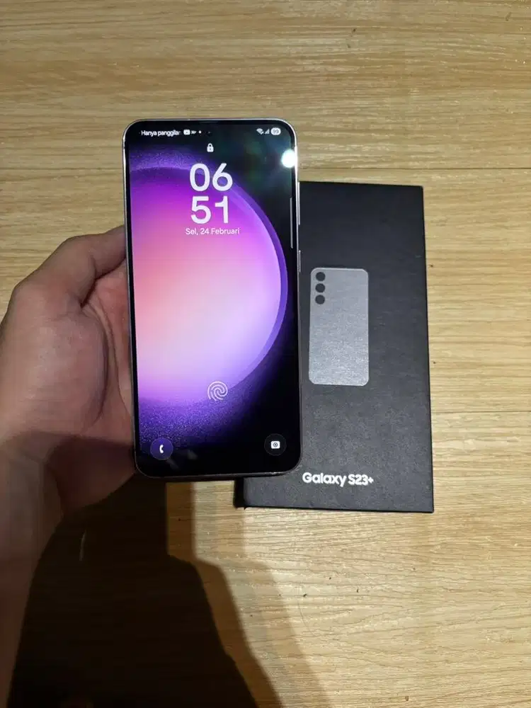 Samsung s23 plus 8/256