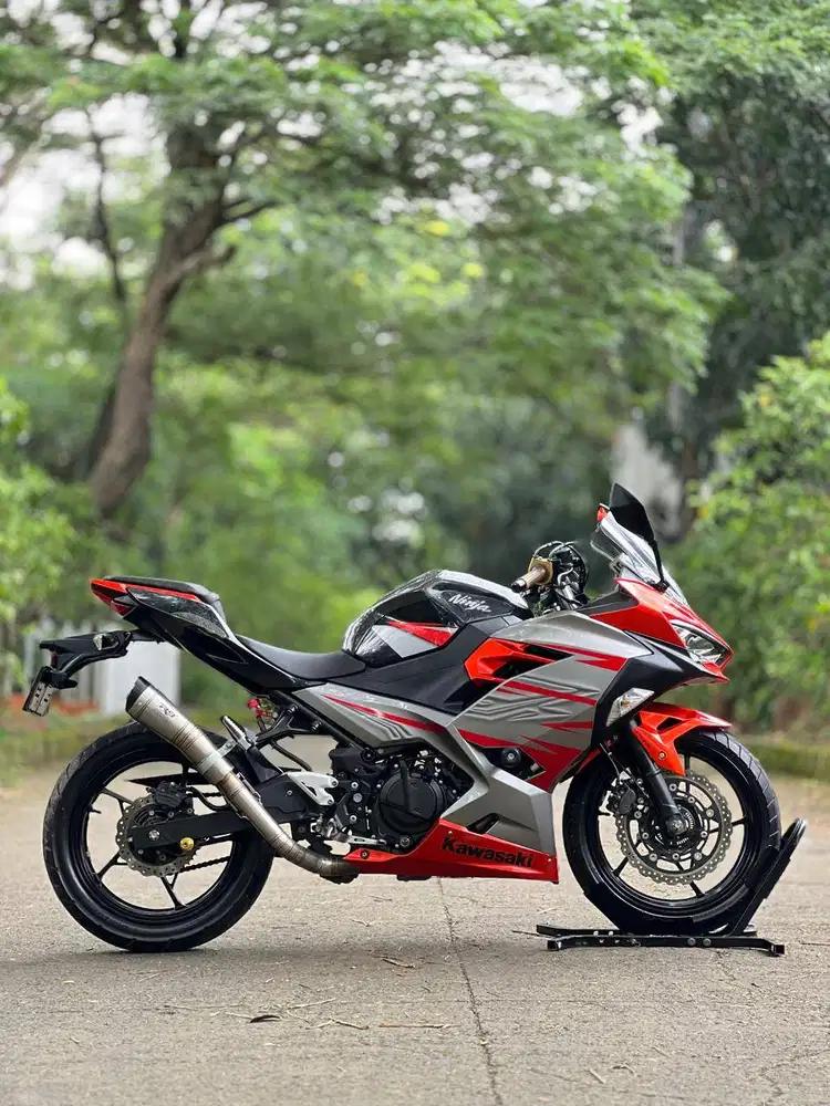 KAWASAKI NEW NINJA 250 FI ABS MDP 2018 ORANGE KM 5K PAJAK ON LIKE NEW