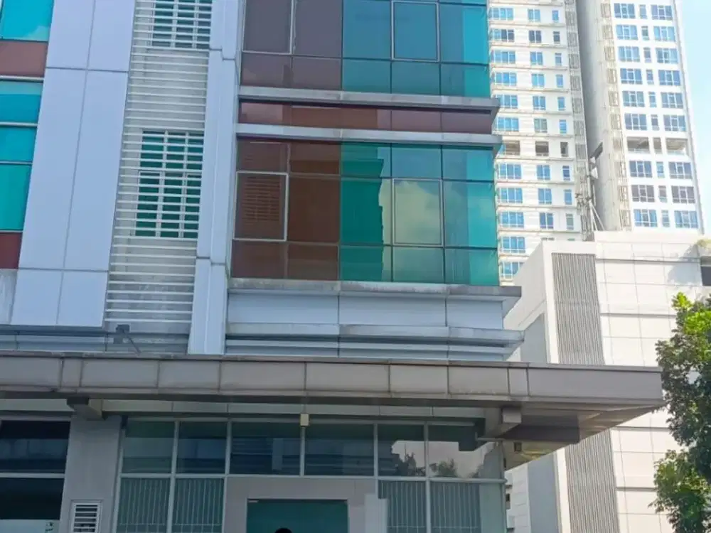 Rukoe hoek strategis di Kensington - Kelapa Gading Jakarta Utara