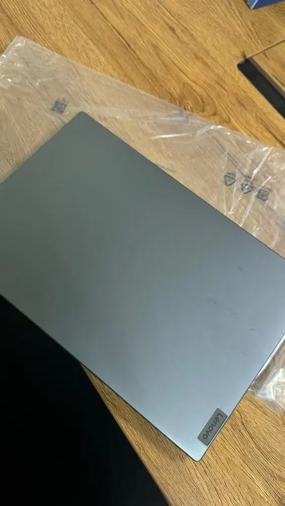 Laptop Lenovo V14 G5 IRL