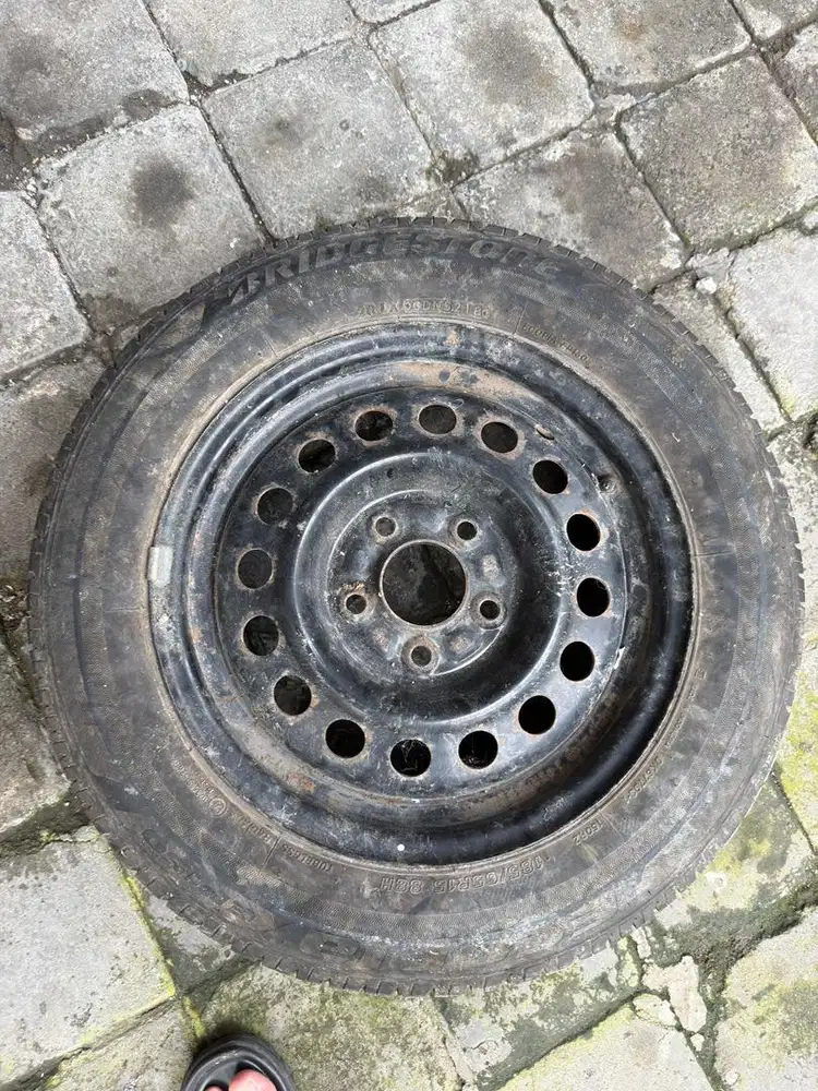 Velg & ban spare serep ring 15 innova atau xpander