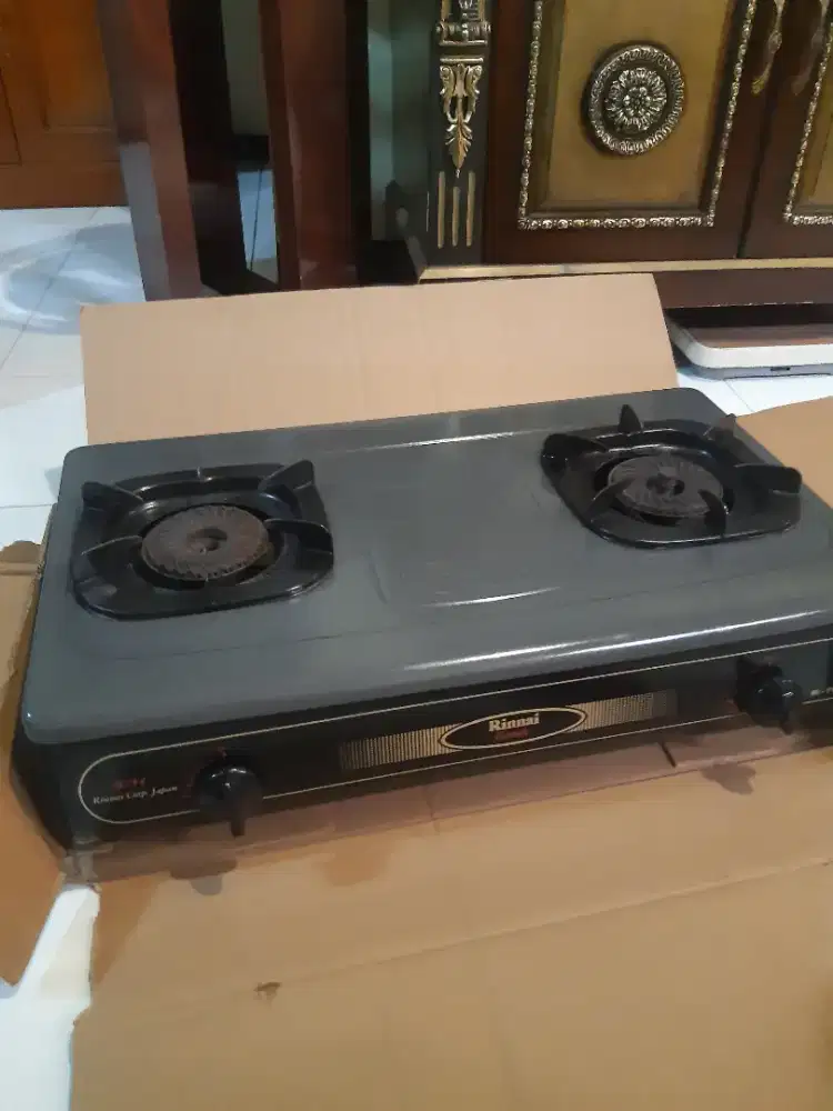 Jual kompor gas merk rinnai bekas masih bagus nyala norma