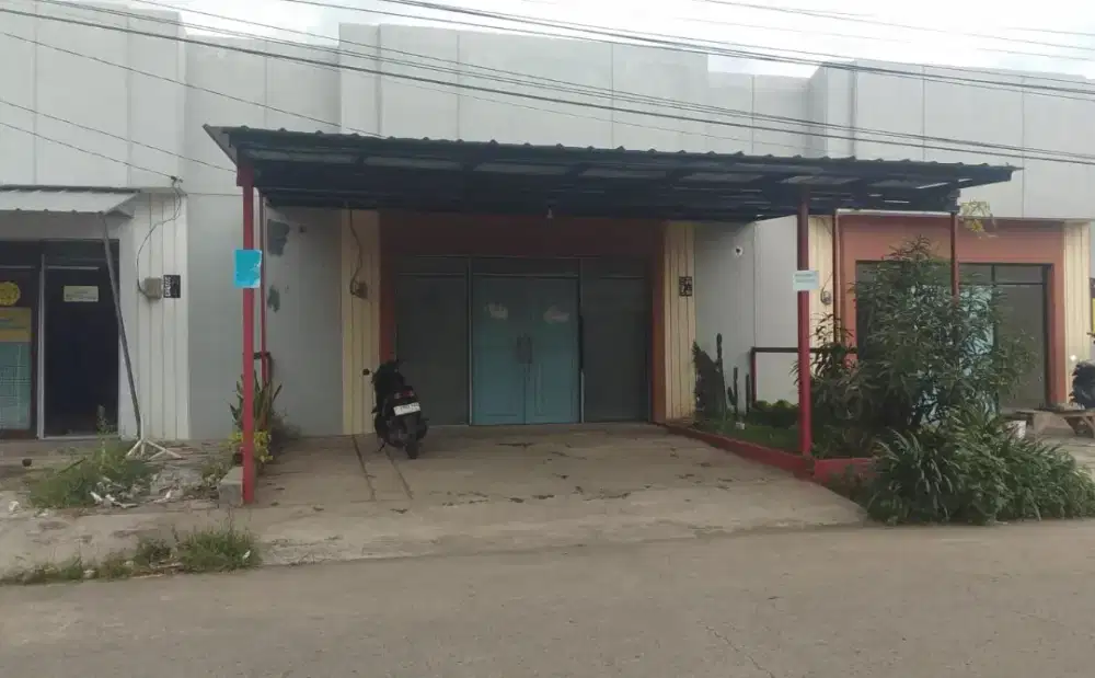 Over Kredit Ruko di Primavera Residence, Disewakan juga