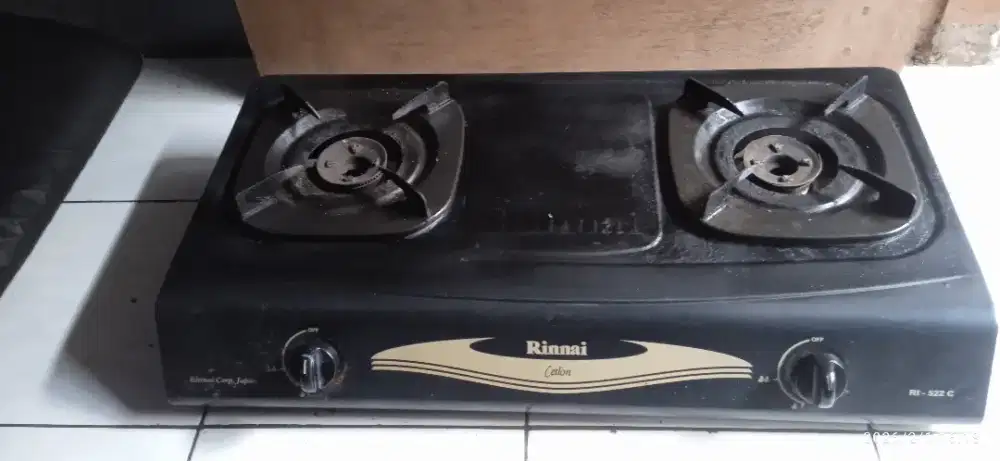 Kompor gas RINNAI 2 tungku RI-522C