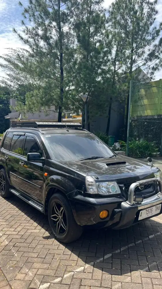 Dijual murah Nissan Xtrail 2004