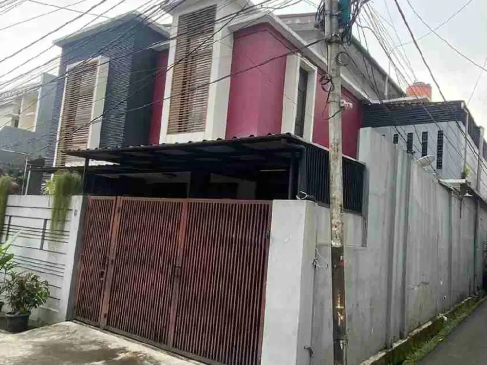 Dijual Rumah SHM Bagus 2 Lantai di Tebet Barat, Jakarta Selatan