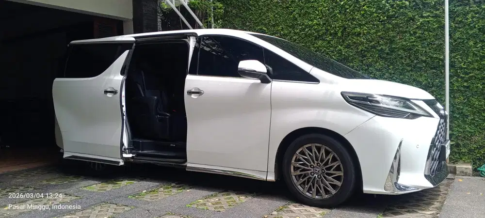 Toyota Vellfire 2015 Bensin