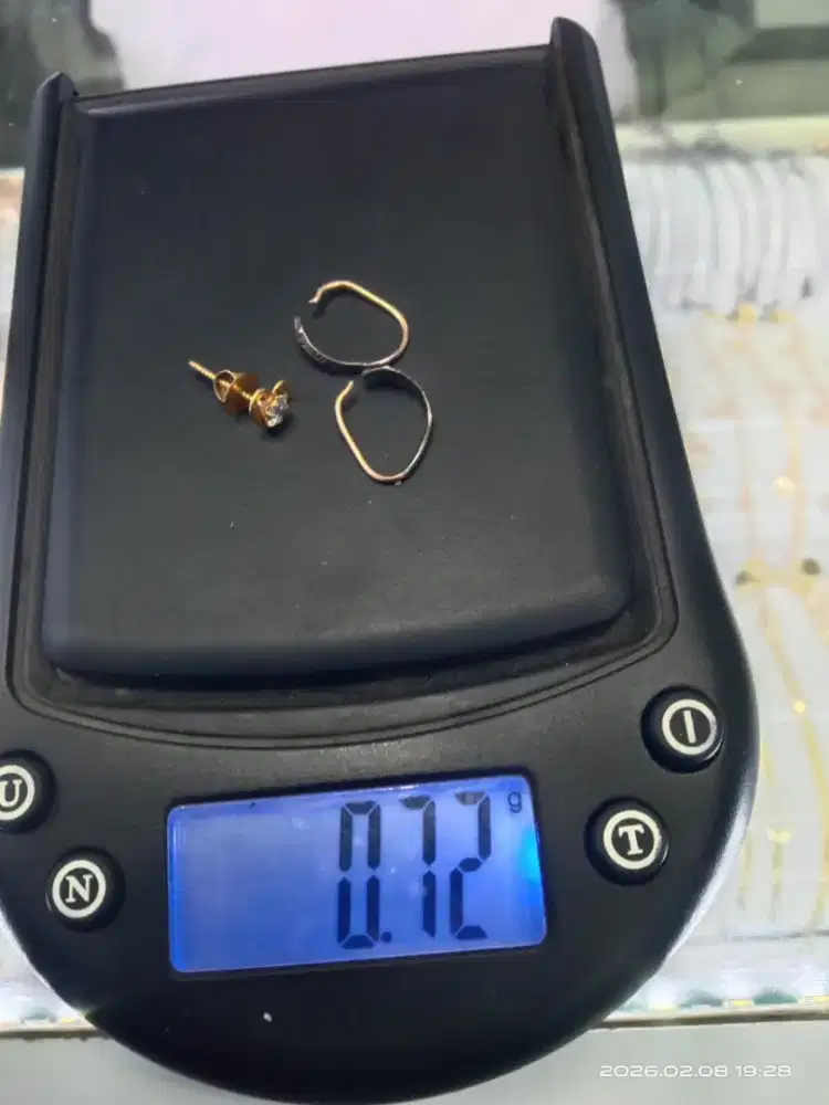 Beli emas harga tertinggi bisa jemput ketempat