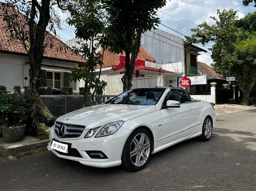 Mercedes-Benz E250 2012 Bensin