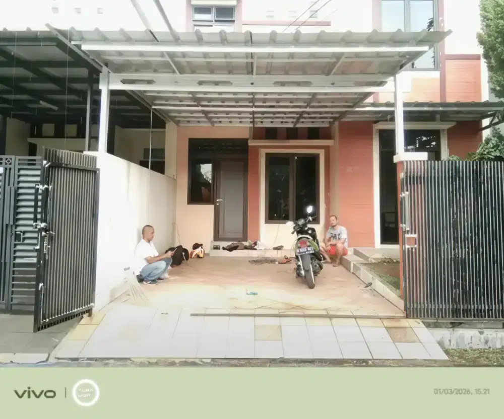 Kanopi baja ringan dan garasi