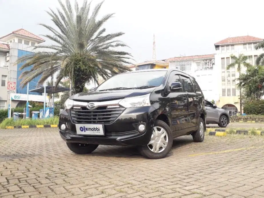 TDP 7,JT, Daihatsu Xenia 1.3 R STD Bensin-AT Merah 2018