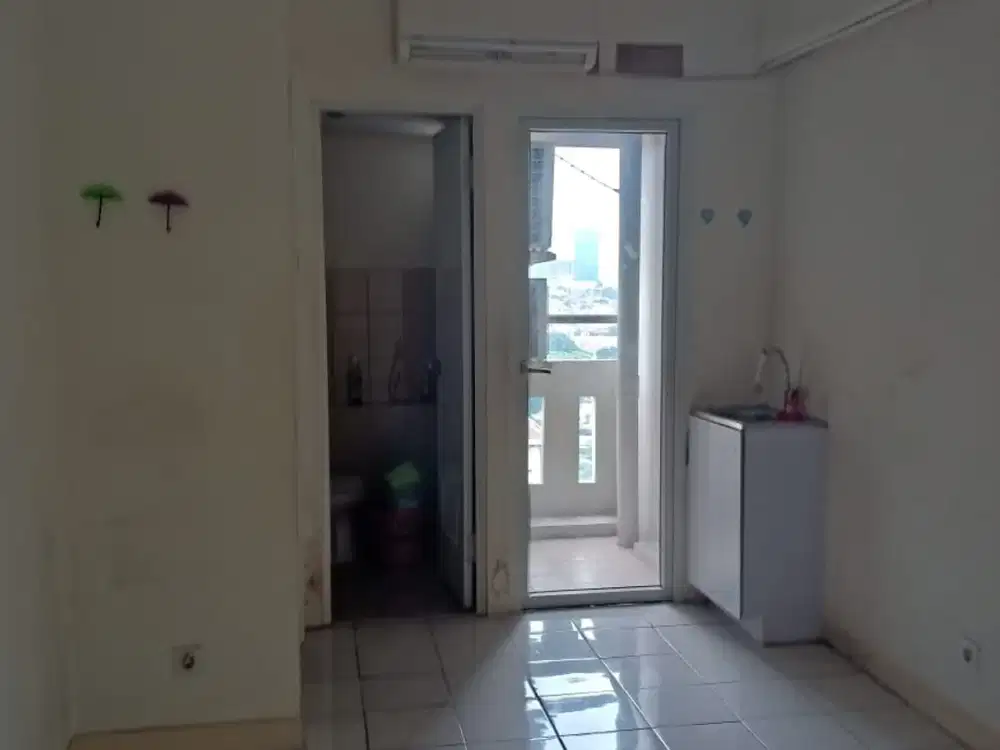 Jual 2Unit dempet ( Type 2Br & Studio) bisa connecting Jarang ada! Green Pramuka city