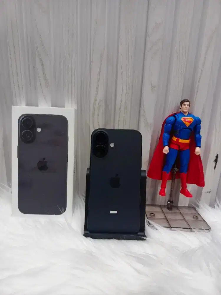 iPhone 16 256Gb iBox
