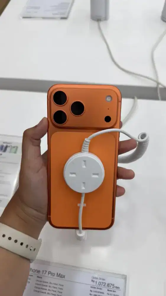 Promo cicilan IPhone 17 Pro Max 256 Bunga 0% Fre 2x cicilan