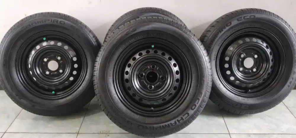 Velg kaleng R13 Original bekas Ayla