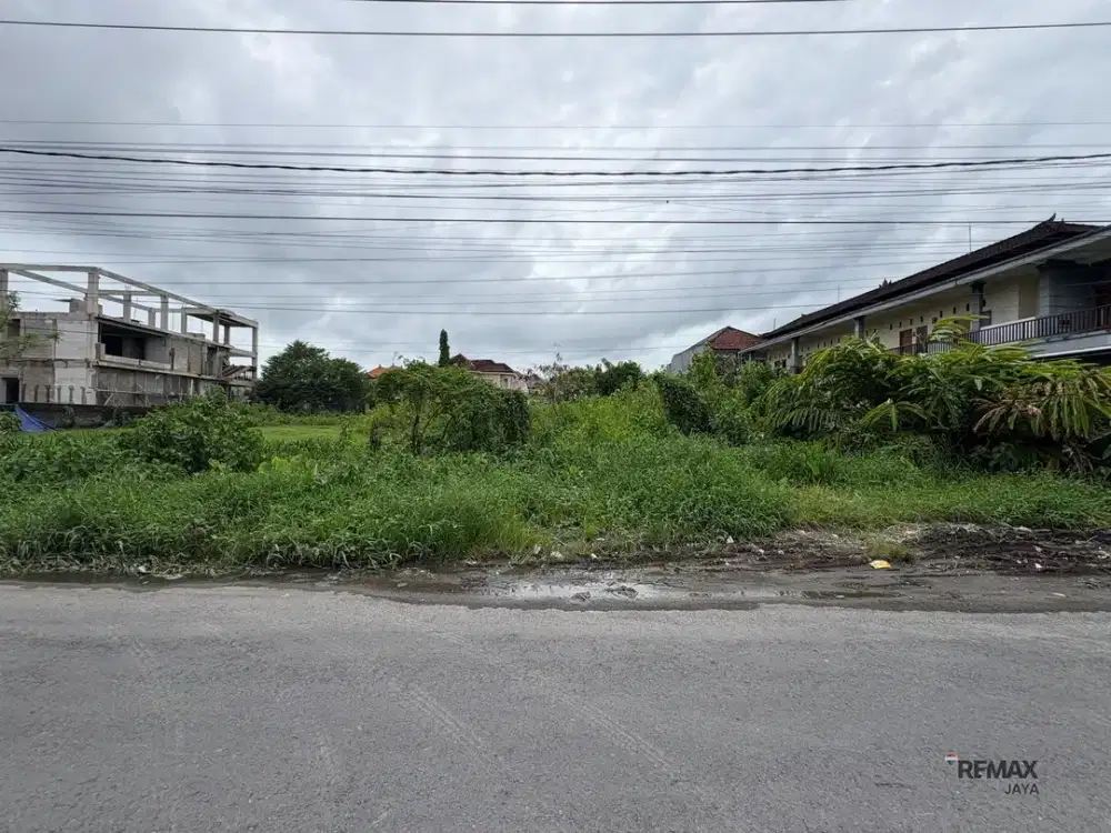 Tanah 23,28 Are Zona Perumahan Dijual, di Denpasar Barat Area