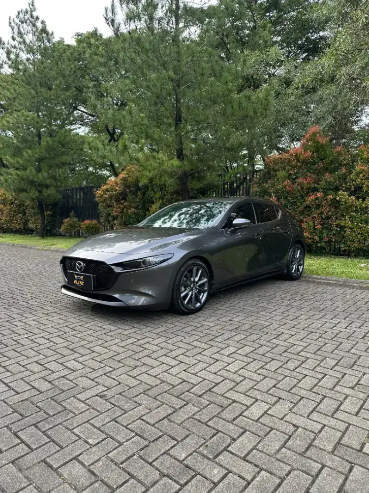 Mazda 3 Hatchback 2.0 SKYACTIV-G 2022
