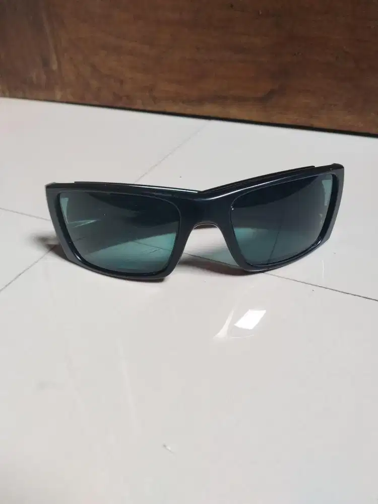 kacamata oakley fuel cell