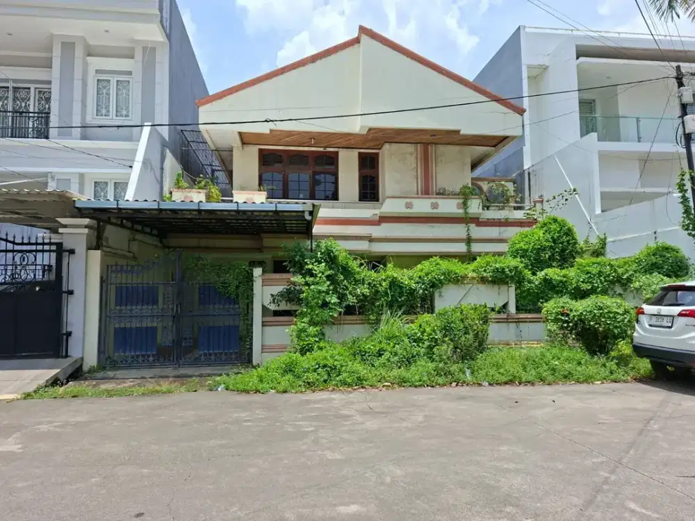 DIJUAL RUMAH DI MUARA KARANG BLOK 9, JAKARTA UTARA, HADAP TIMUR, 2 LANTAI, 300 M2, SHM.