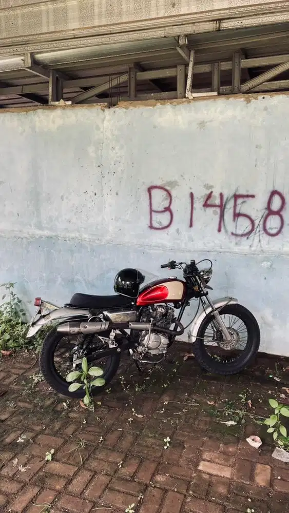 Custom british semi scrambler