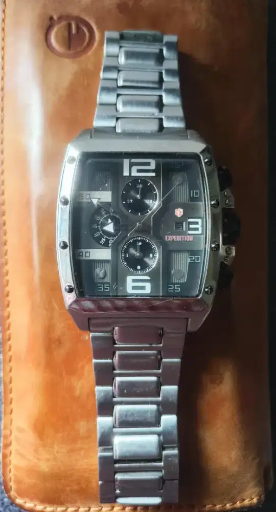 Jam Tangan Pria Merk Expedition Chronograph Full Stainless Steel